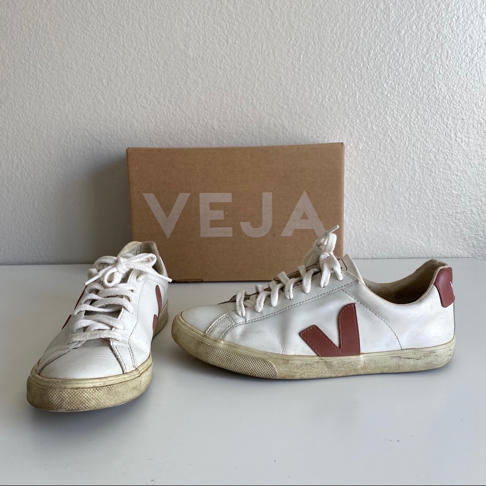 Veja women’s sneakers size 9